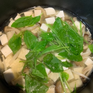 豆腐とサラダほうれん草の味噌汁　冷凍きのこで